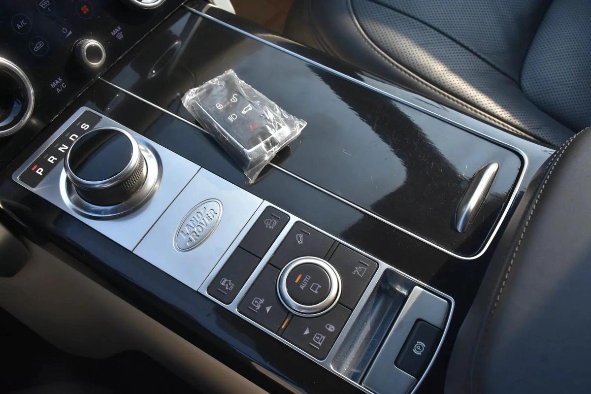 LAND ROVER RANGE ROVER HSE LWB 2020 | WHITE-11-11