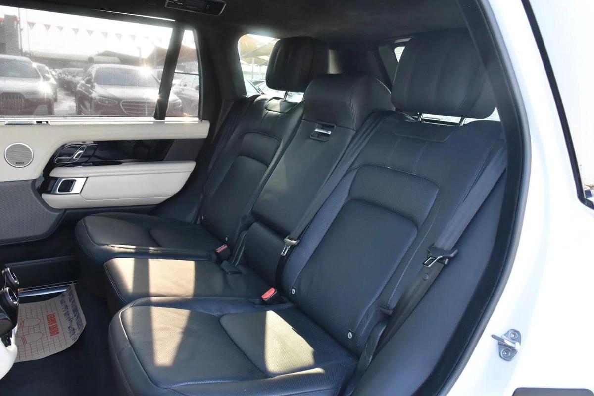 LAND ROVER RANGE ROVER HSE LWB 2020 | WHITE-4-4