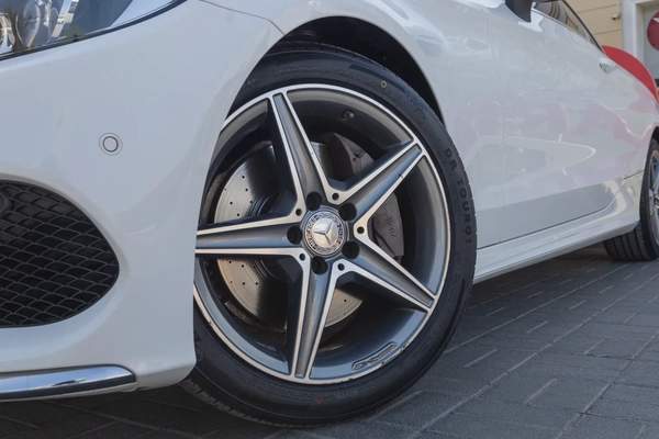 Mercedes-Benz C-Class 200