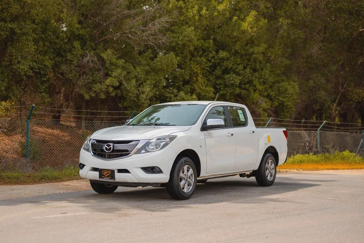 Mazda BT-50 | Double Cabin 4X2 | Manual | GCC Specs | Ref#M72436-0-0