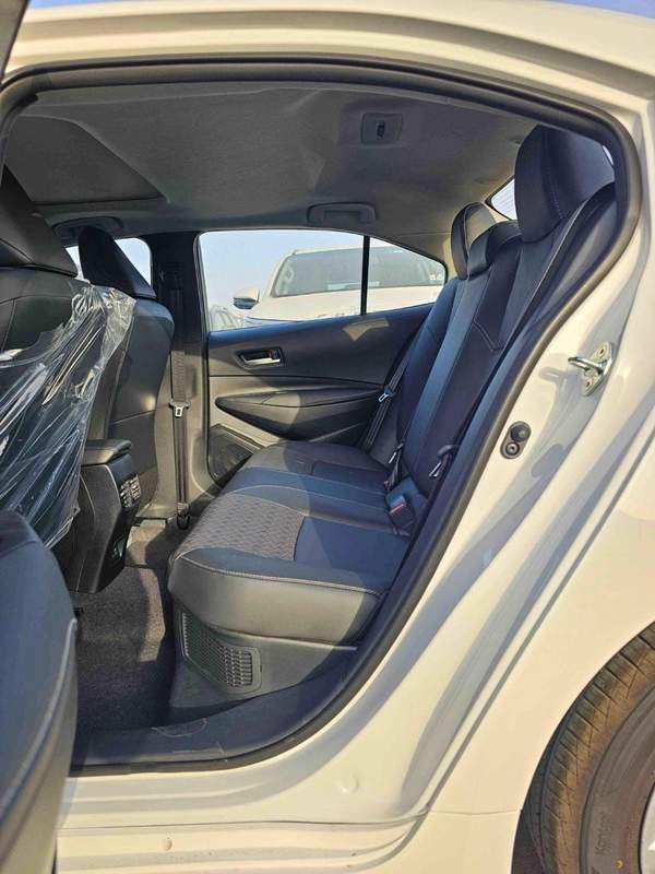 Toyota Corolla ELITE HYBRID / 1.8L V4 PETROL / PUSH START / DVD+ CAMERA / SUNROOF (CODE # HYBRID ELITE)