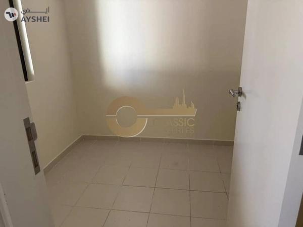 3 Beds with Maids Room | Spacious Layout | R2MB