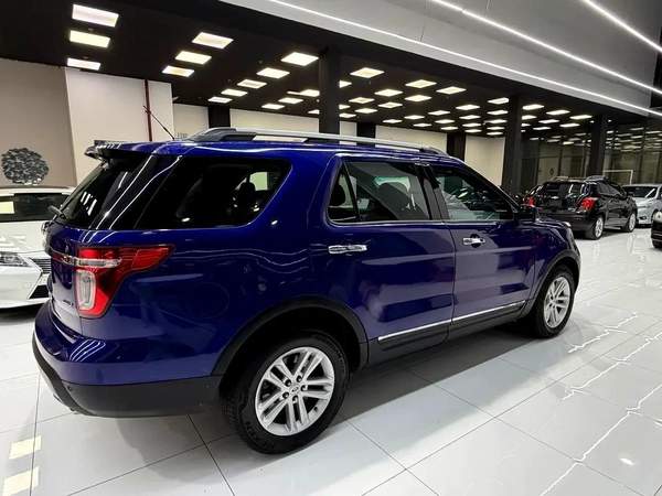 Ford Explorer Limited 2015 GCC Specs - Well Maintained!