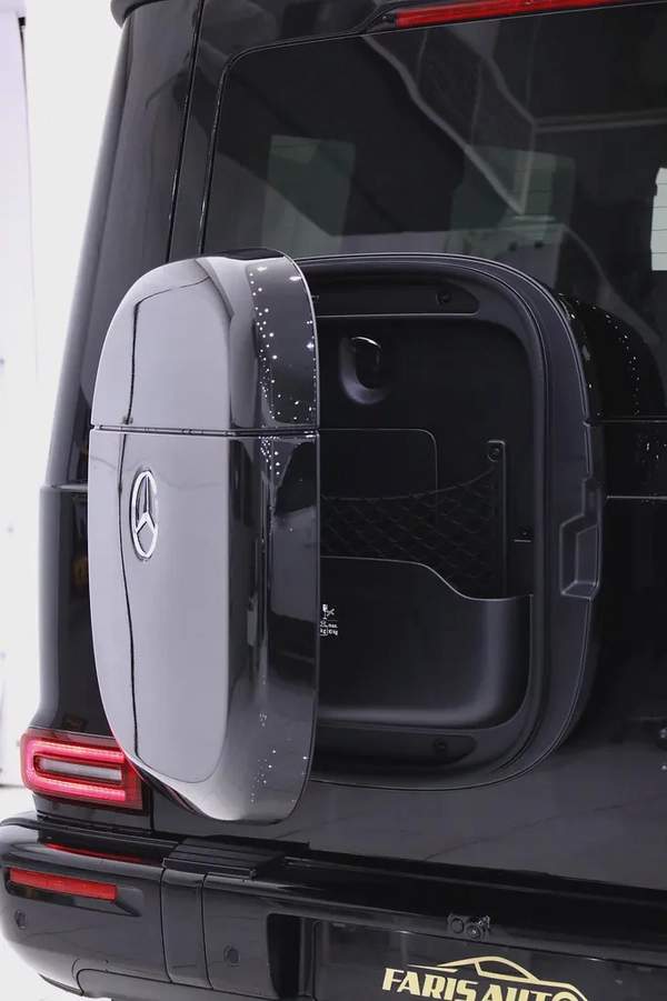 EQ G580 EDITION ONE WITH G63 DOUBLE NIGHT BODYKIT + MANSORY STEERING + CARBON PACKAGE