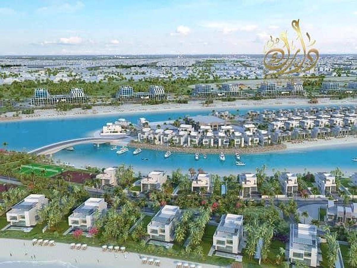 Luxury beachfront TH on Island-VIP ONLY-less than 1% Monthly-less than 1000/SQ-5-5