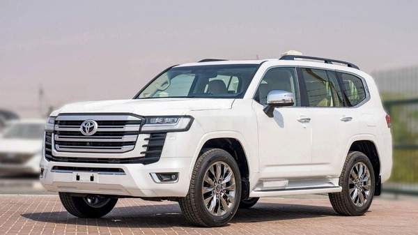 Toyota Land Cruiser LC300 VXR 3.3D AT MY2025 – WHITE