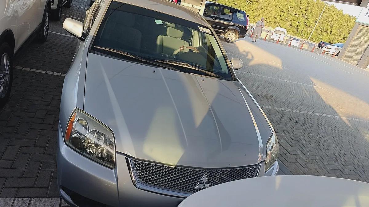Mitsubishi Galant – GCC Spec Model: 2012 Mileage: 221,345 KMS Well-maintained GCC-spec sedan in good-2-2
