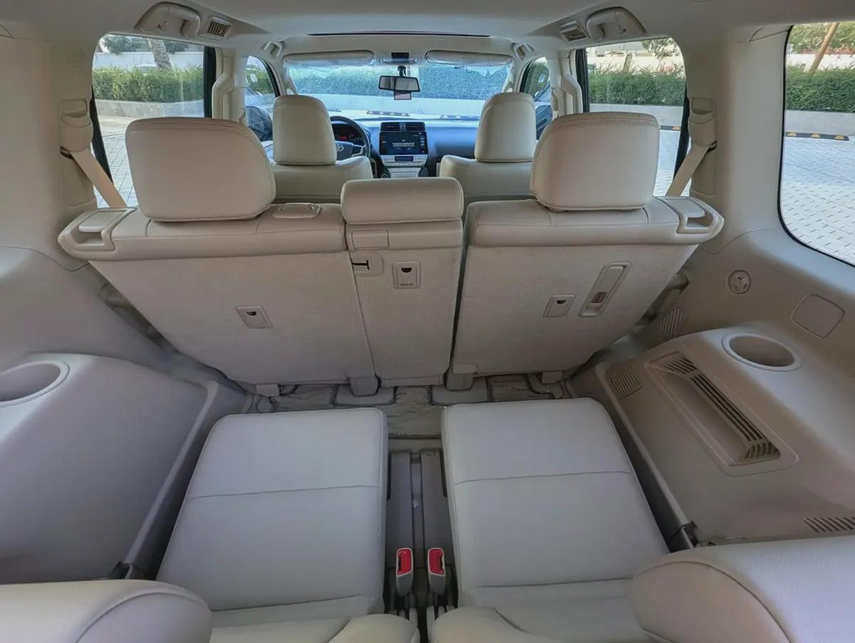 TOYOTA PRADO 2023 FULL OPTION ACCIDENT FREE LOW MILEAGE IN EXCELLENT CONDITION-7-7