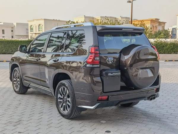TOYOTA PRADO 2023 FULL OPTION ACCIDENT FREE LOW MILEAGE IN EXCELLENT CONDITION