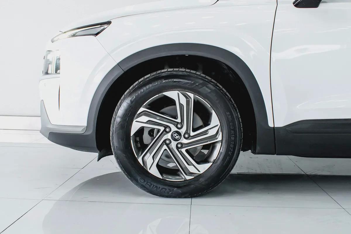 1 YR WARRANTY | PANORAMIC SUNROOF | GCC | 2.5L | AED 1450 PM-7-7