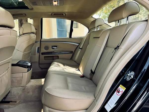 BMW 740I | 2007 | ONLY : 118,367 KM | JAPAN IMPORT | CLEAN TITLE | NO ACCIDENT