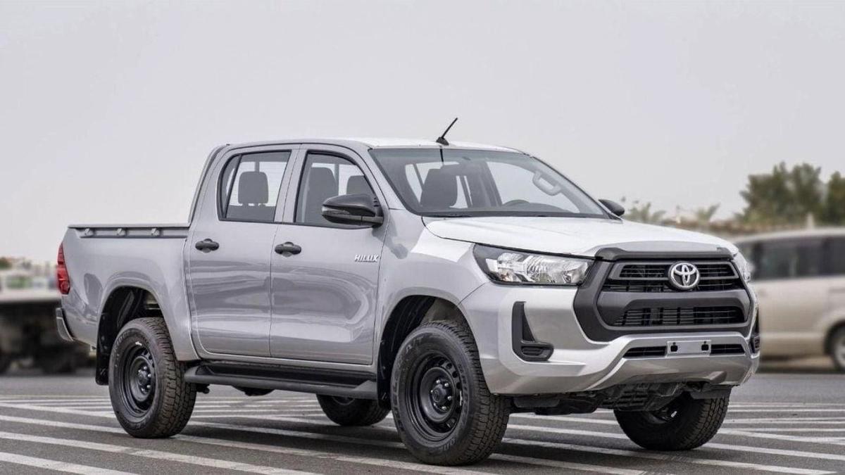 Toyota Hilux Hilux mid option 2.4L diesel MY25 FOR EXPORT ONLY-1-1