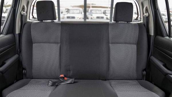 Toyota Hilux Hilux mid option 2.4L diesel MY25 FOR EXPORT ONLY