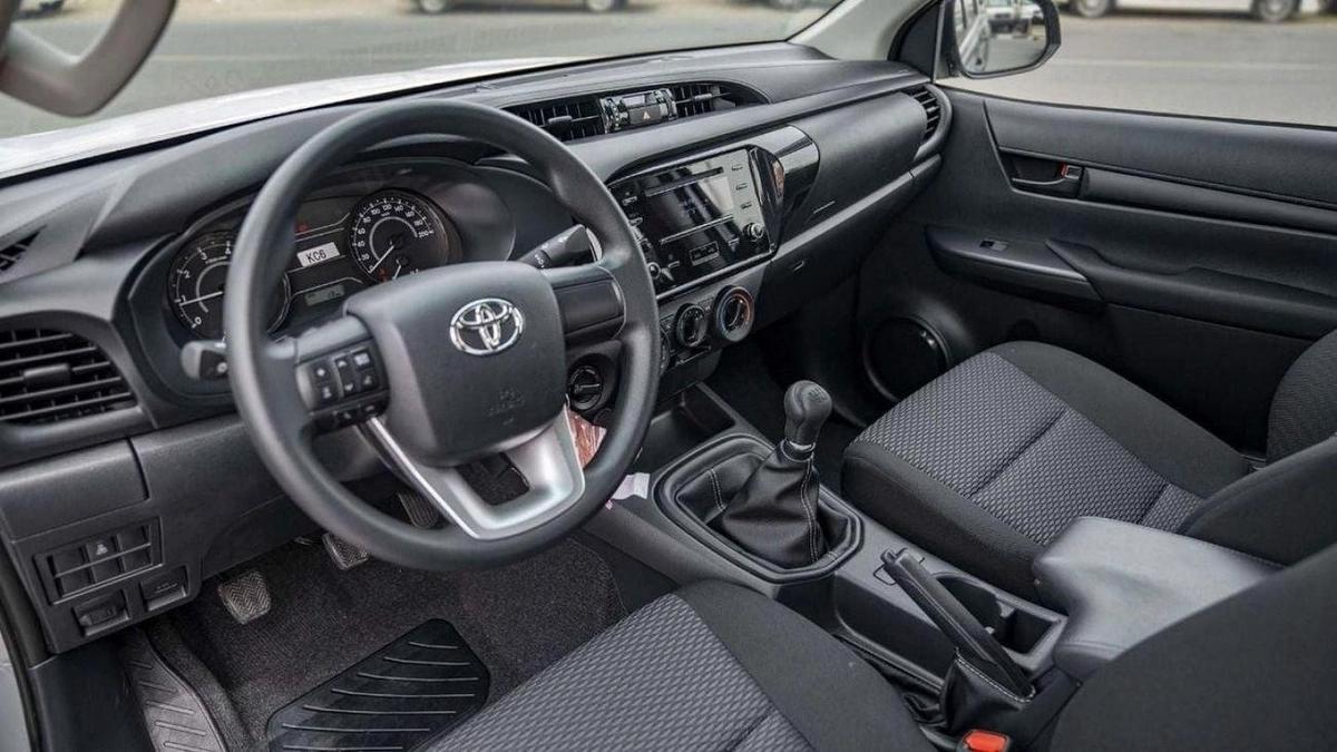 Toyota Hilux Hilux mid option 2.4L diesel MY25 FOR EXPORT ONLY-15-15