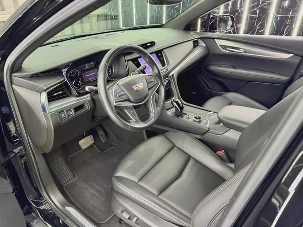 Cadillac XT5 2022 GCC specs for 120,000.00 AED