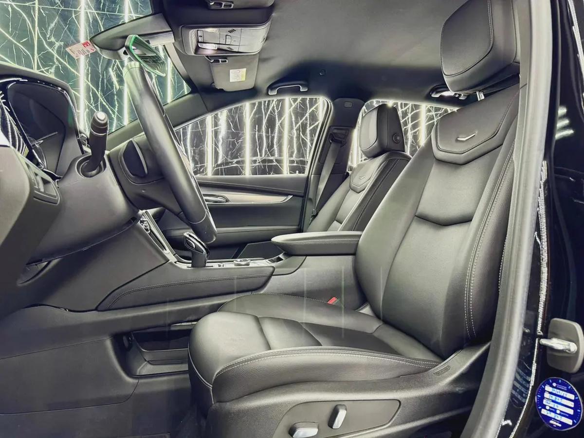 Cadillac XT5 2022 GCC specs for 120,000.00 AED-10-10