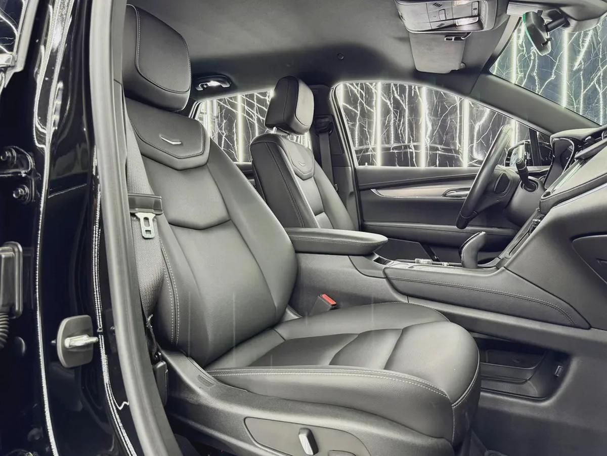 Cadillac XT5 2022 GCC specs for 120,000.00 AED-11-11