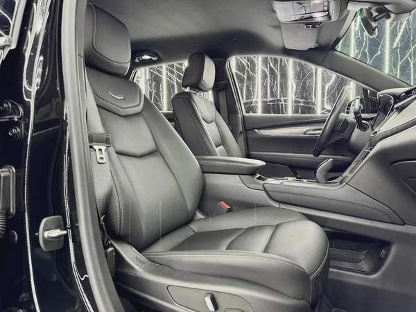 Cadillac XT5 2022 GCC specs for 120,000.00 AED