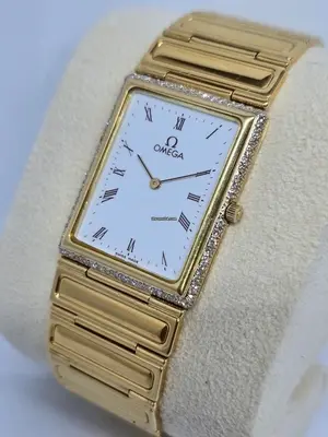 Omega Classic | Full Yellow Gold Vintage Bezel Diamond with White Dial | Used (Fair) | Year of production 2000 (Approximation) | No original box | No original papers