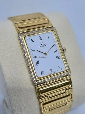 Omega Classic | Full Yellow Gold Vintage Bezel Diamond with White Dial | Used (Fair) | Year of production 2000 (Approximation) | No original box | No original papers
