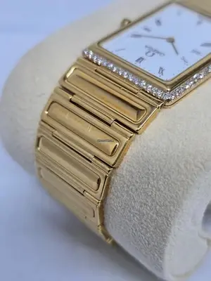 Omega Classic | Full Yellow Gold Vintage Bezel Diamond with White Dial | Used (Fair) | Year of production 2000 (Approximation) | No original box | No original papers