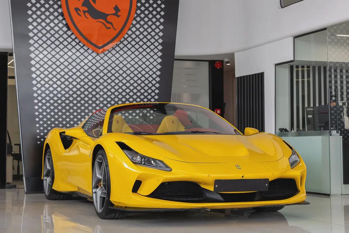 Ferrari F8 Spider | Pristine | Fully Carbon Interior Exterior | Carbon Steering Paddles-0-0