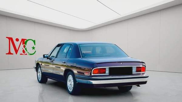 BUICK PARK AVENUE - 1993 - CLEAN CAR FRESH JAPAN IMPORT