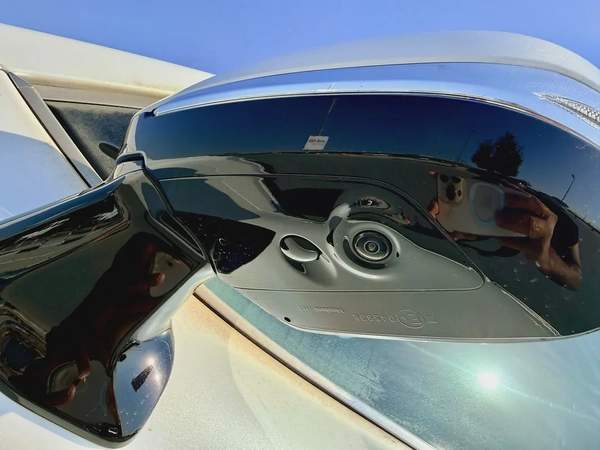 LX700h 3.5L Hybrid GCC Specs Brand New for Export