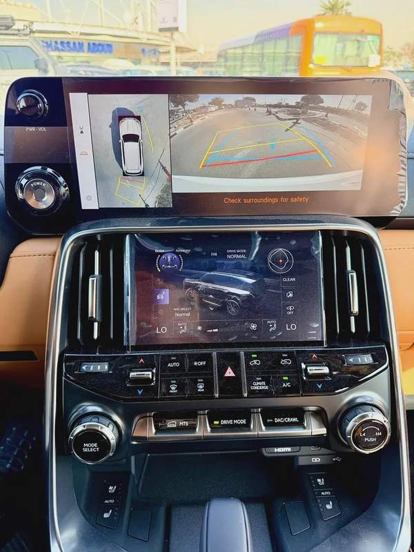 LX700h 3.5L Hybrid GCC Specs Brand New for Export