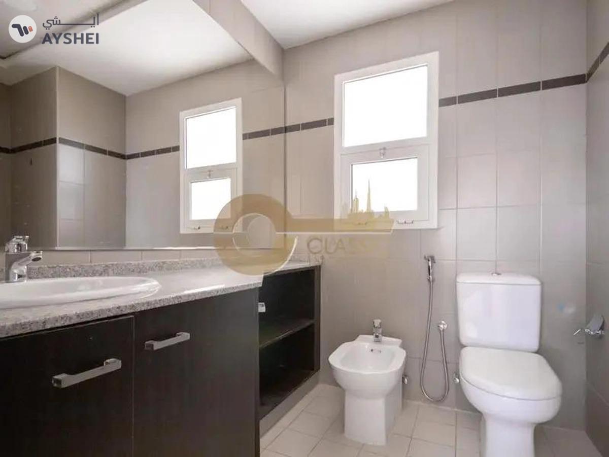 1 BHK | Closed Kitchen + Balcony | Prime Location-10-10