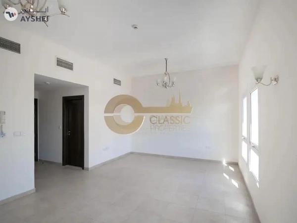 1 BHK | Closed Kitchen + Balcony | Prime Location