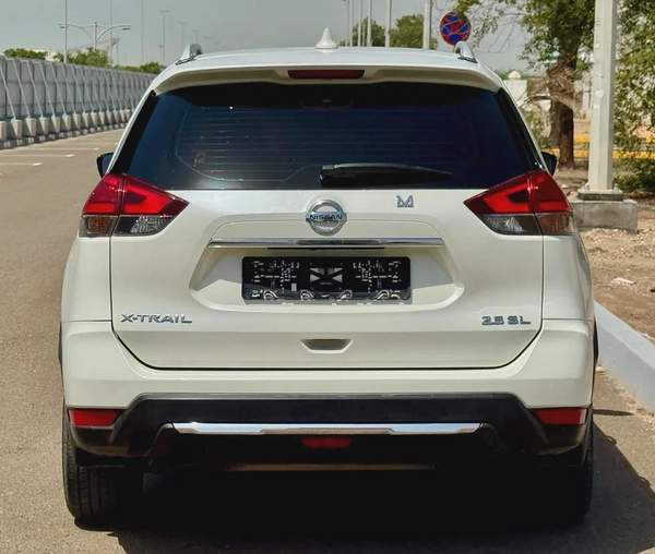 810-Monthly l GCC l Panoramic, Leather, Cruise l Accident Free