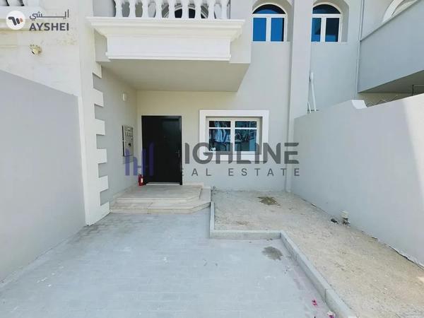 Fully Renovated 4 Bedroom Cozy |Townhouse For Sale