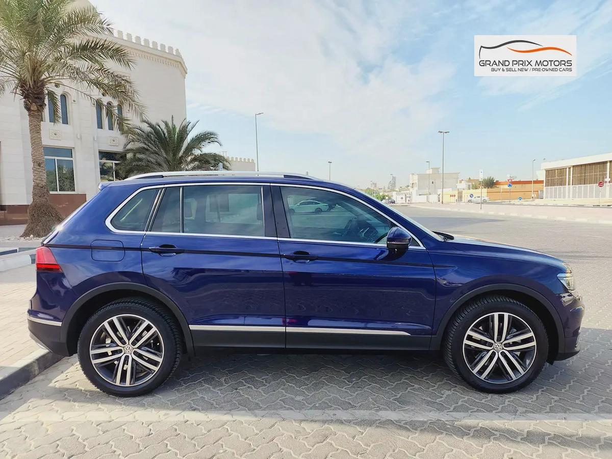 Volkswagen Tiguan 4Motion 2.0 Sport 2018 Model GCC Specs With Full Service History From Agency-3-3