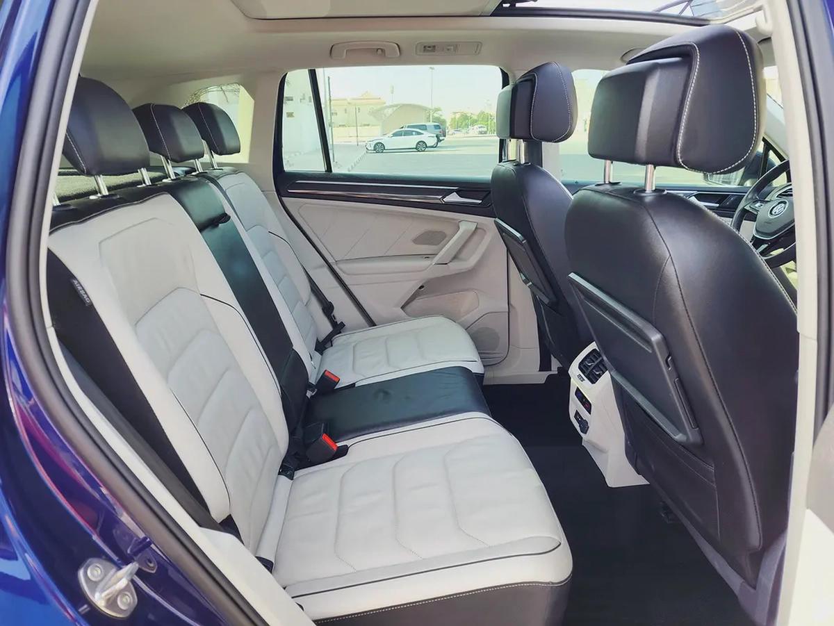 Volkswagen Tiguan 4Motion 2.0 Sport 2018 Model GCC Specs With Full Service History From Agency-9-9