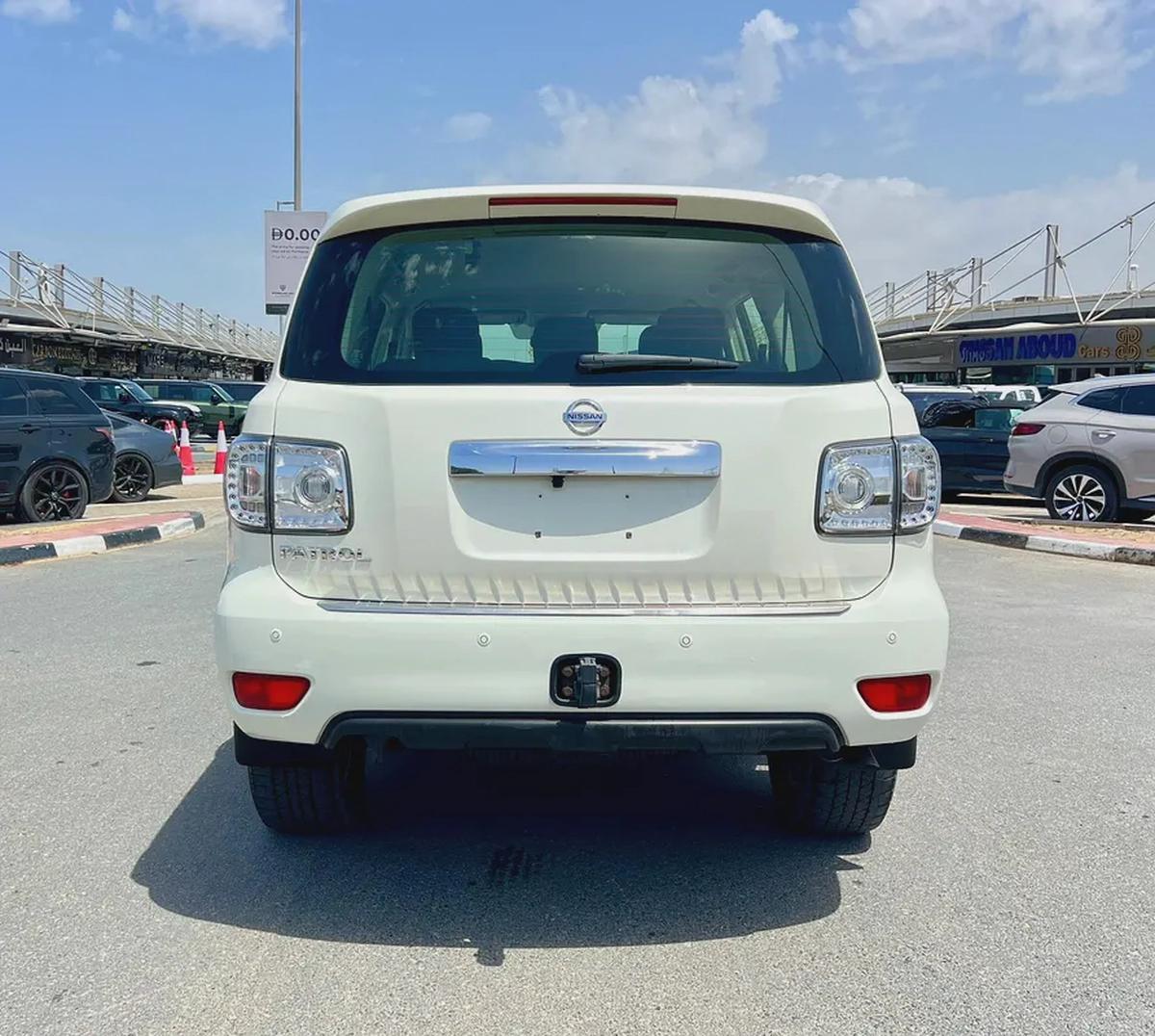 Nissan Patrol SE P2 2019 - GCC Specs - Well Maintained-6-6