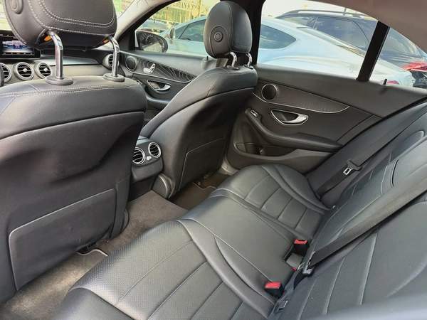 Mercedes-Benz C300 2017 - American Specs