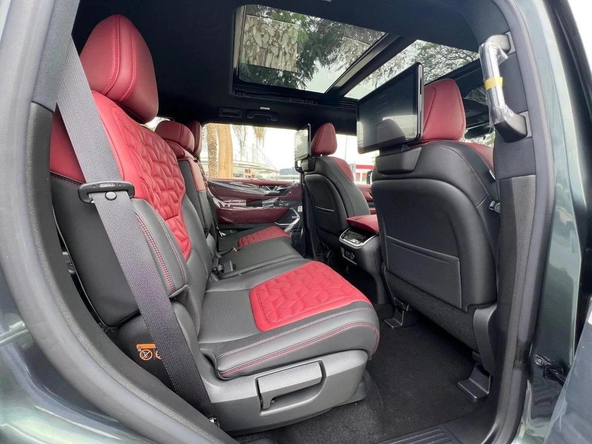 Nissan Patrol SE PLATINUM-17-17