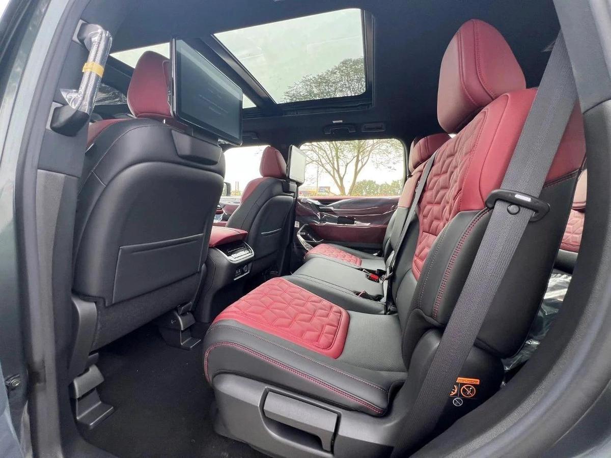 Nissan Patrol SE PLATINUM-16-16