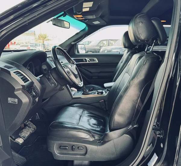 FORD EXPLORER | LIMITED | 2011 | ONLY : 110803 KM | JAPAN IMPORT | CLEAN TITLE