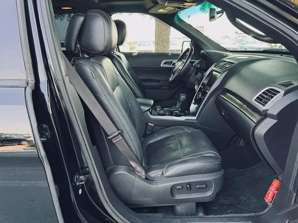 FORD EXPLORER | LIMITED | 2011 | ONLY : 110803 KM | JAPAN IMPORT | CLEAN TITLE