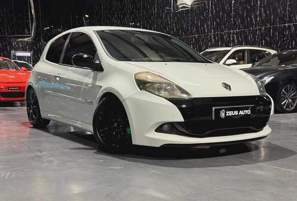 Renault Clio / Thalia / Symbol 2013 GCC specs for 59,000.00 AED