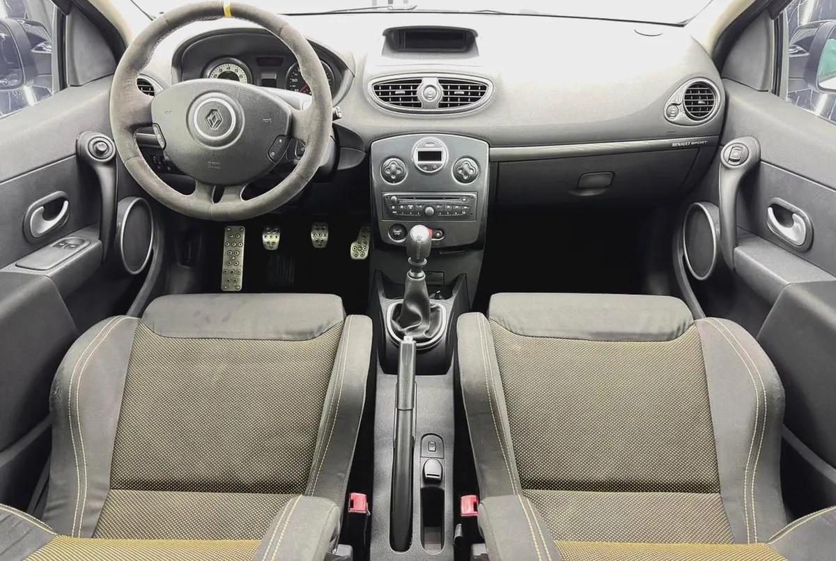 Renault Clio / Thalia / Symbol 2013 GCC specs for 59,000.00 AED-6-6