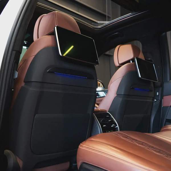 AED 2,969 pm • 0% Downpayment • BMW X7 xDrive40i • 1 Year Warranty