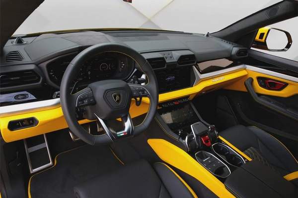 2025 LAMBORGHINI URUS SE - BRAND NEW - FULLY LOADED - LOCAL REGISTRATION