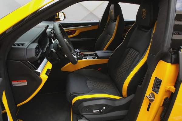 2025 LAMBORGHINI URUS SE - BRAND NEW - FULLY LOADED - LOCAL REGISTRATION