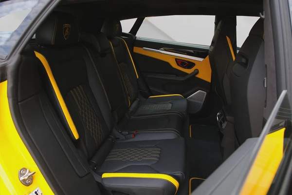 2025 LAMBORGHINI URUS SE - BRAND NEW - FULLY LOADED - LOCAL REGISTRATION