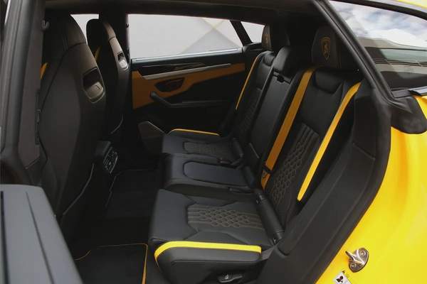 2025 LAMBORGHINI URUS SE - BRAND NEW - FULLY LOADED - LOCAL REGISTRATION