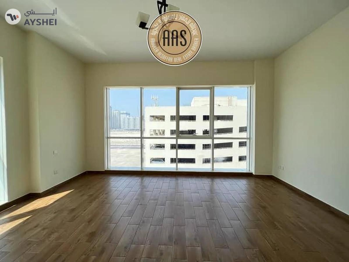 Luxurious + Spacious Chiller Free Studio Apartment Full Facilities-1-1