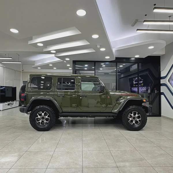 2024 Jeep Wrangler Rubicon V6